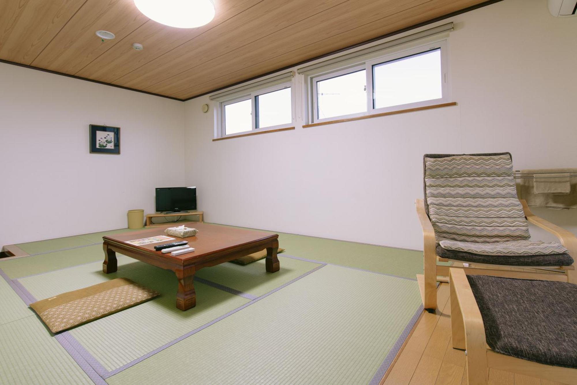 Pension Ashitaya NakaNakafurano Buitenkant foto