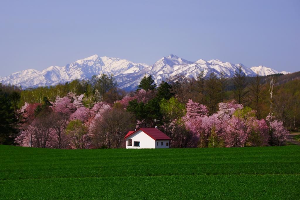 Pension Ashitaya NakaNakafurano Buitenkant foto